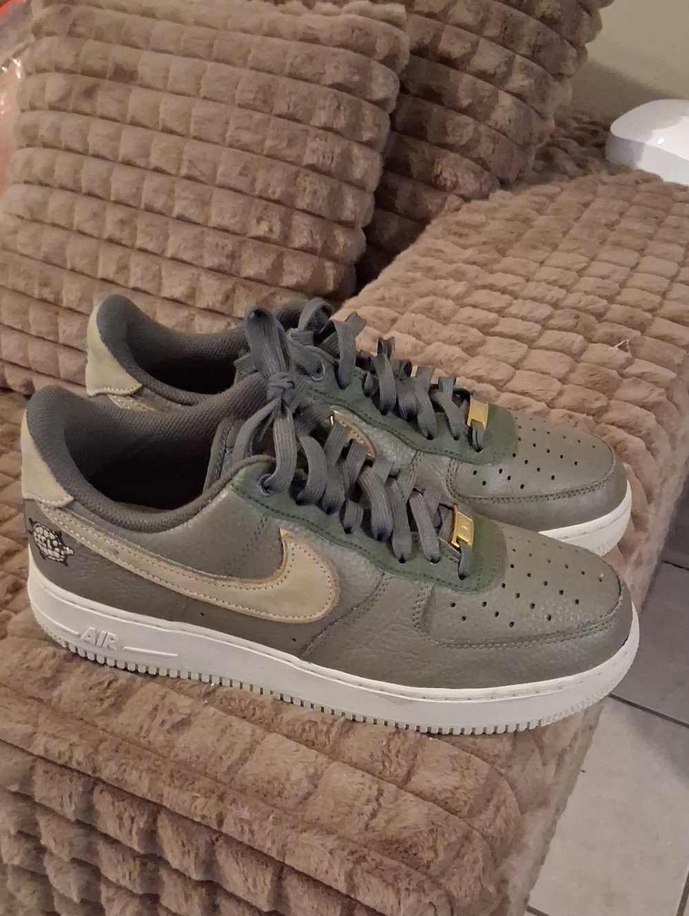 Nike Low-Top Sneakers — Olive Green with Cream Swoosh